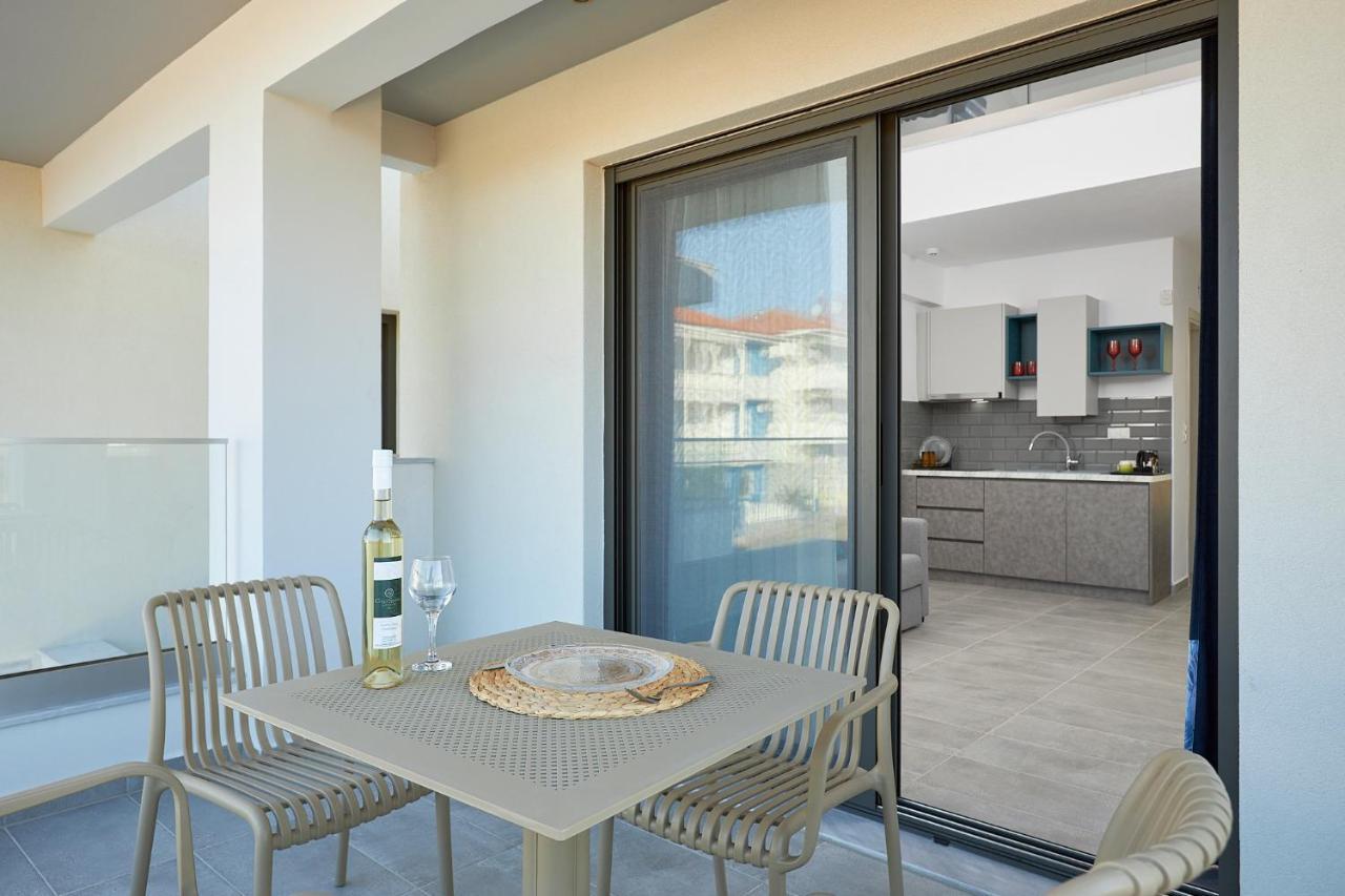 Greystoneapartments Paralia Dionisiou Zewnętrze zdjęcie